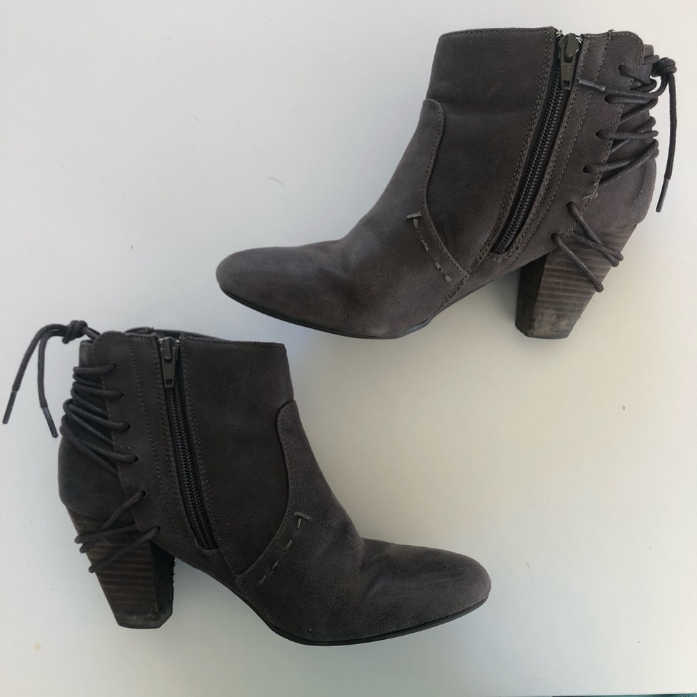 Report ankle boot size 8.5 brown leather